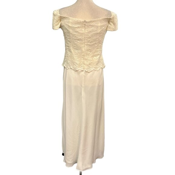 Vintage Cachet Gown 8P Ivory Floral Lace Bodice Off Shoulder Chiffon Layered Y2K - Picture 3 of 10